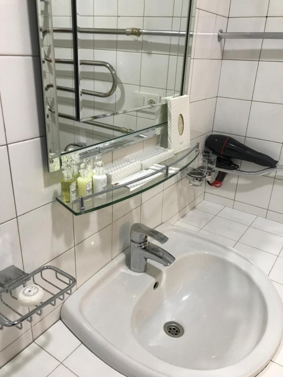 Humo Apartment Tasjkent Exteriör bild