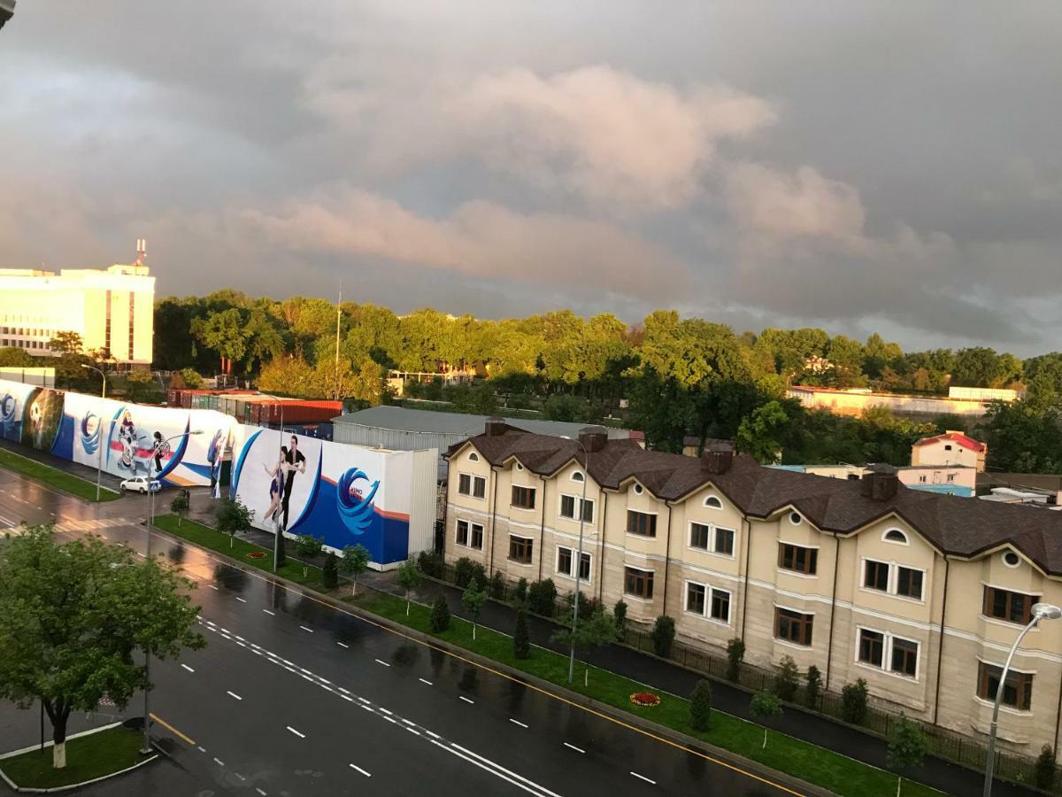 Humo Apartment Tasjkent Exteriör bild